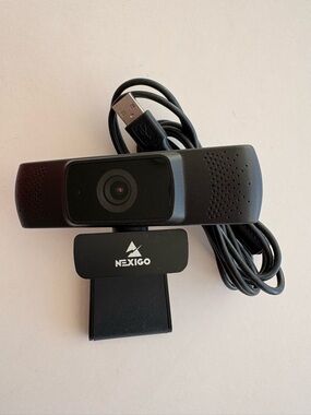 Black Nexigo USB Webcam with Built-In Microphone